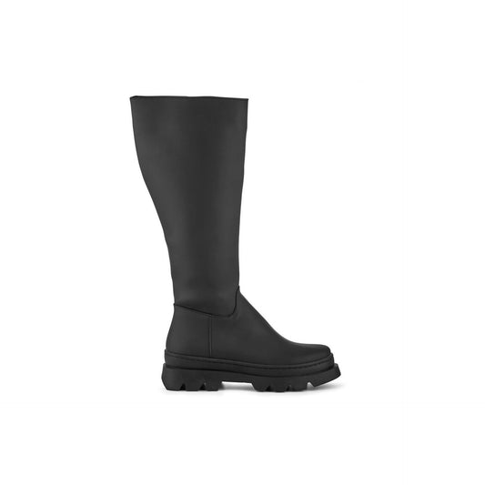 Modische Stiefel