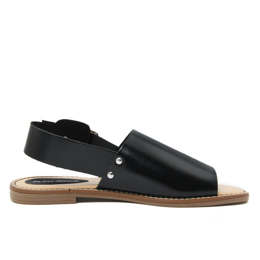 Modische Sandalen 