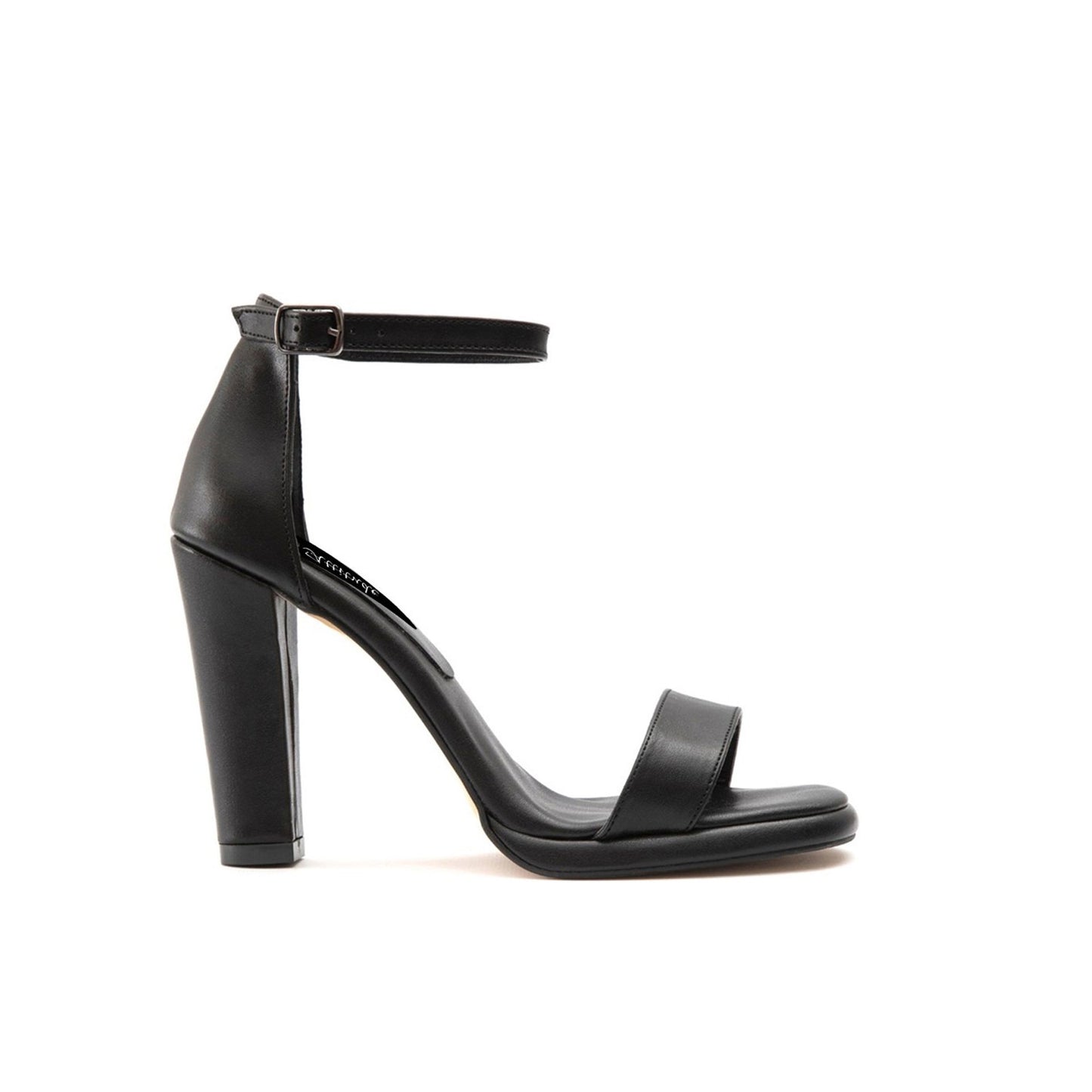 Modische Sandalen