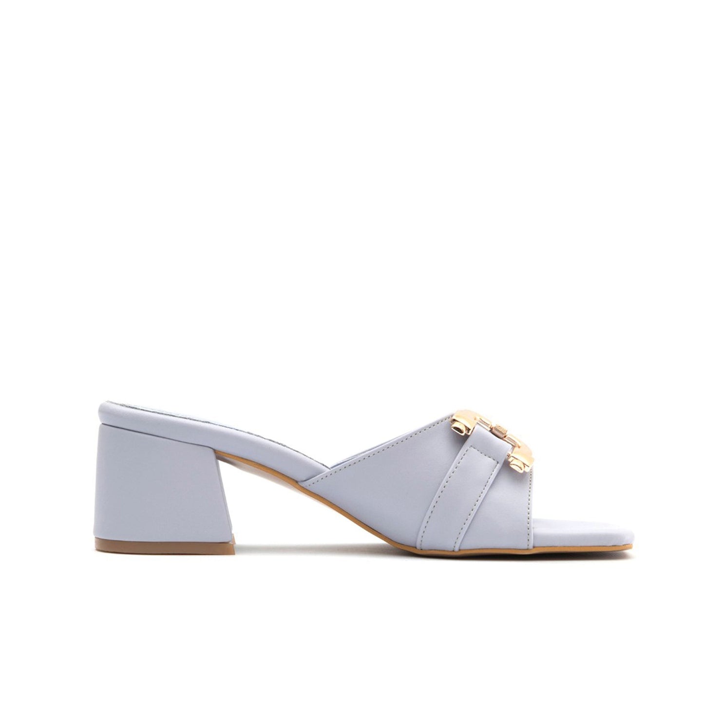 Modische Sandalen 