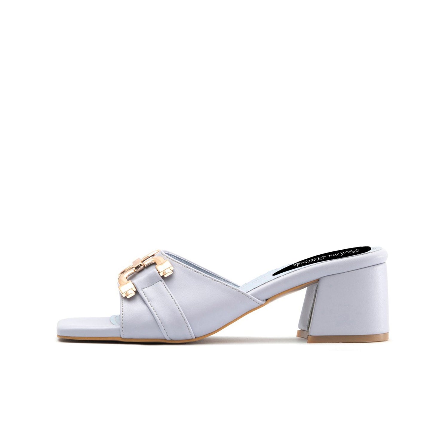Modische Sandalen 