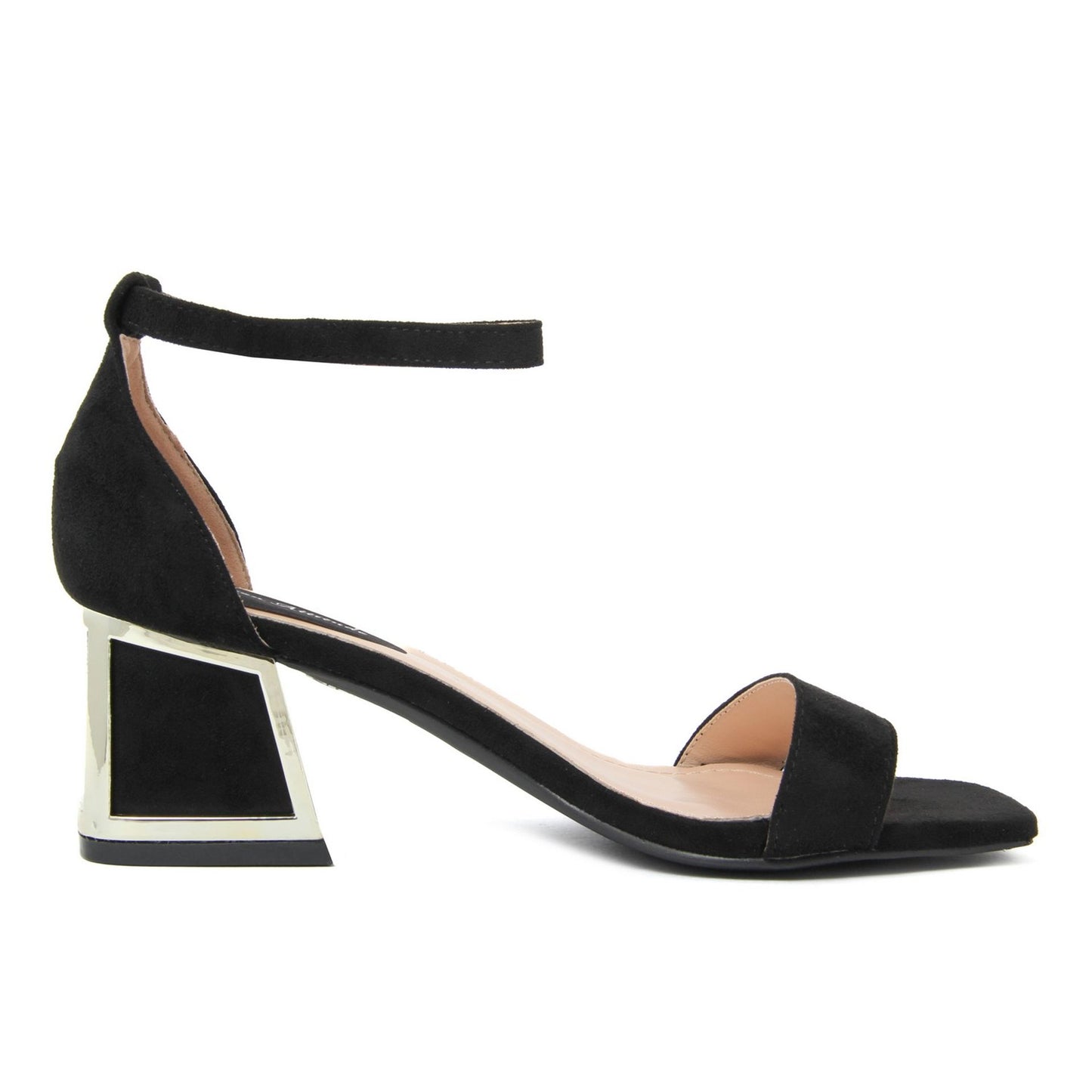 Modische Sandalen 