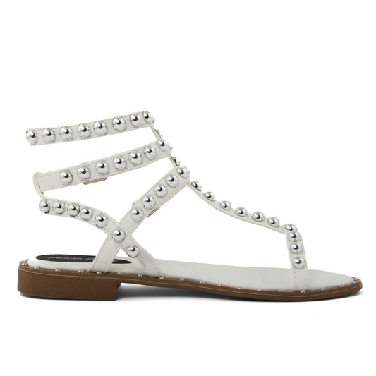 Modische Sandalen 