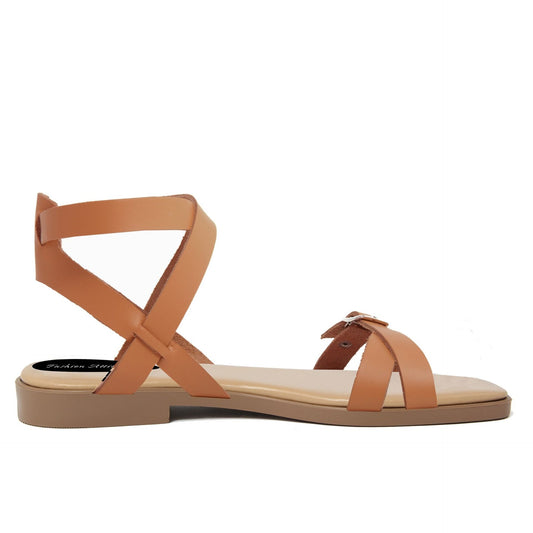 Modische Sandalen 