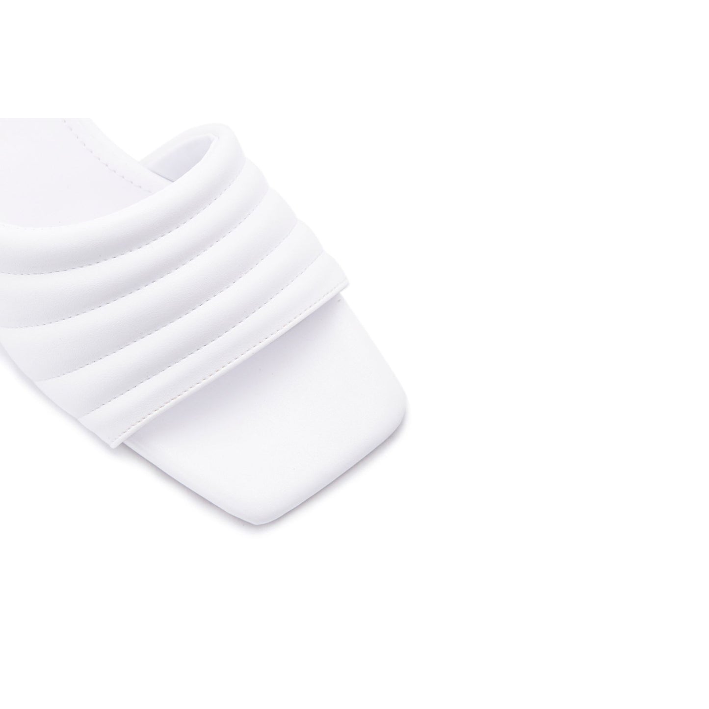 Modische Sandalen 