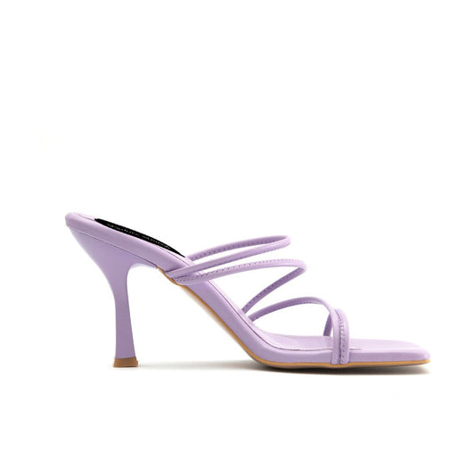 Modische Sandalen 