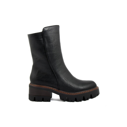 Modische Stiefel