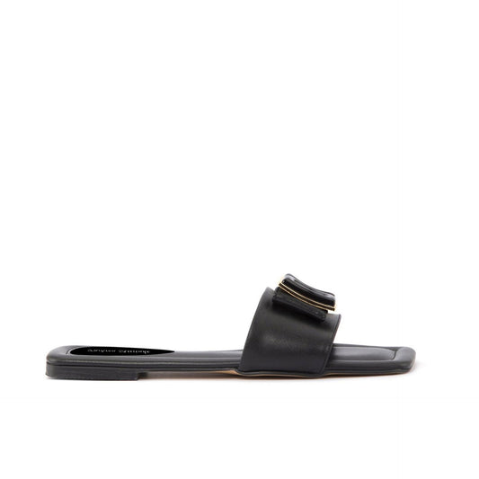 Modische Sandalen