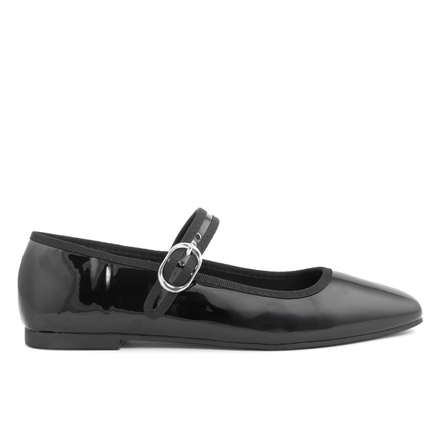 Ballerines à la mode et à l'attitude 